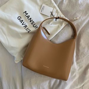 !!SOLD!! BRAND NEW Mansur Gavriel Candy shoulder Bag in Caramel